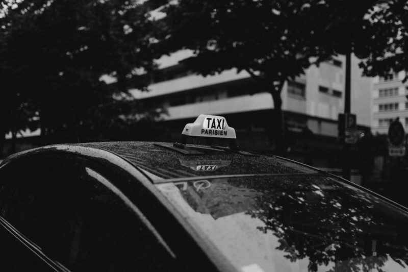 白黒タクシー